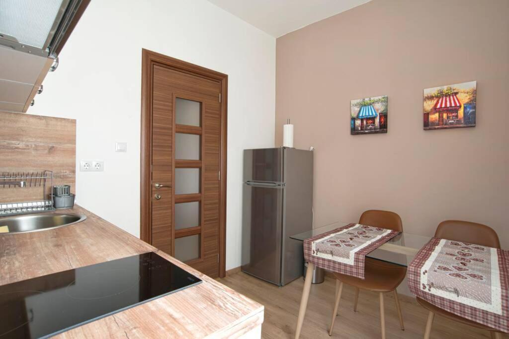 Elegant & Stylish 2 Bedroom Top Central Apartment Софія Екстер'єр фото